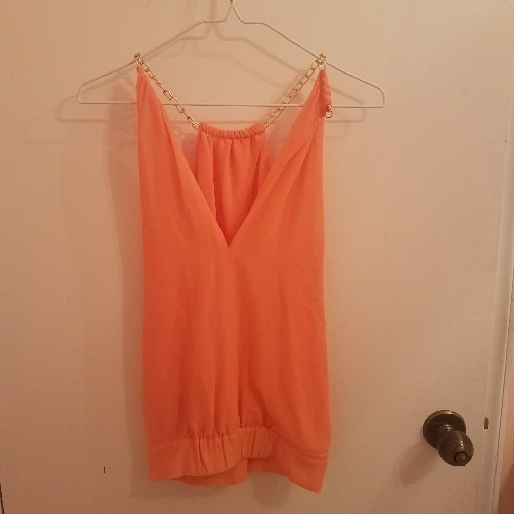 Gorgeous v-neck tank!